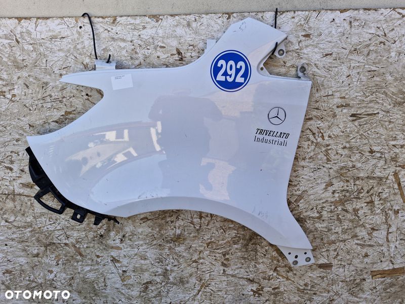 mercedes benz w910 błotnik lewy przód przedni - 1