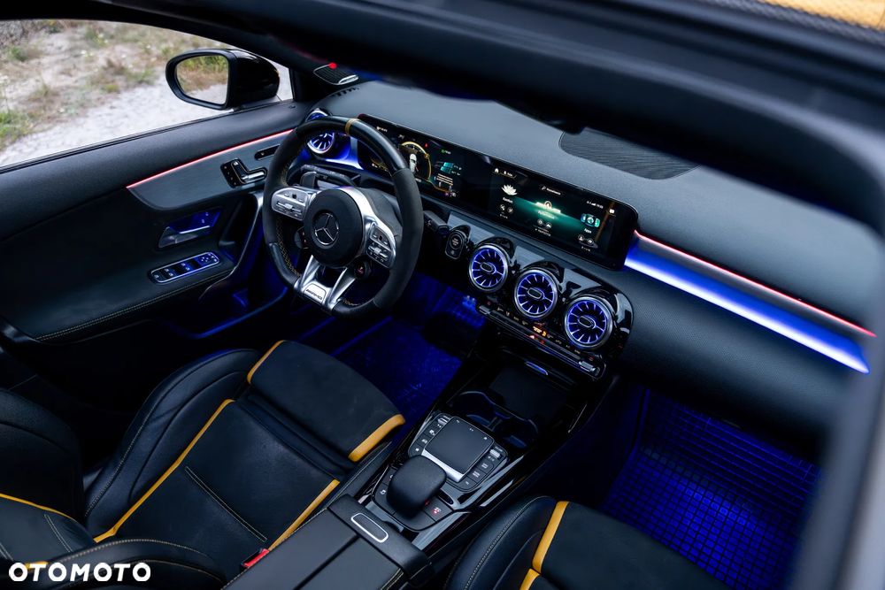 Mercedes-Benz Klasa A 45 S AMG 4-Matic 8G-DCT - 23