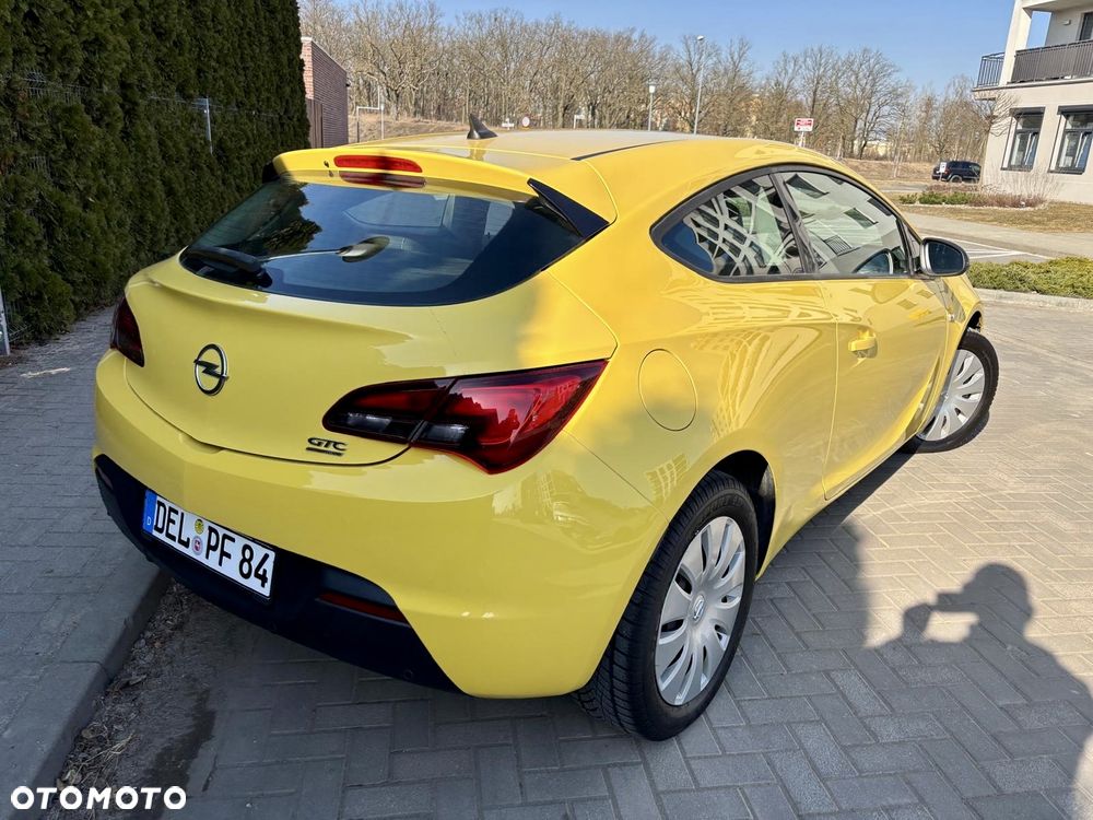 Opel Astra - 4
