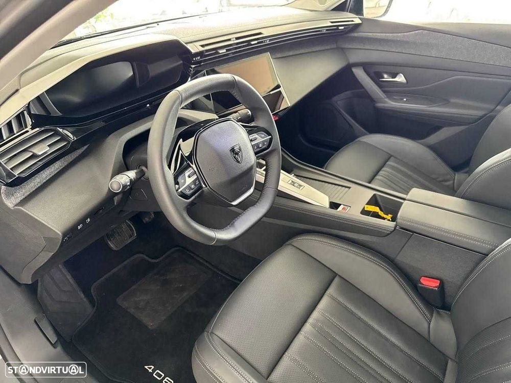 Peugeot 408 1.6 Hybrid Allure e-EAT8 - 13