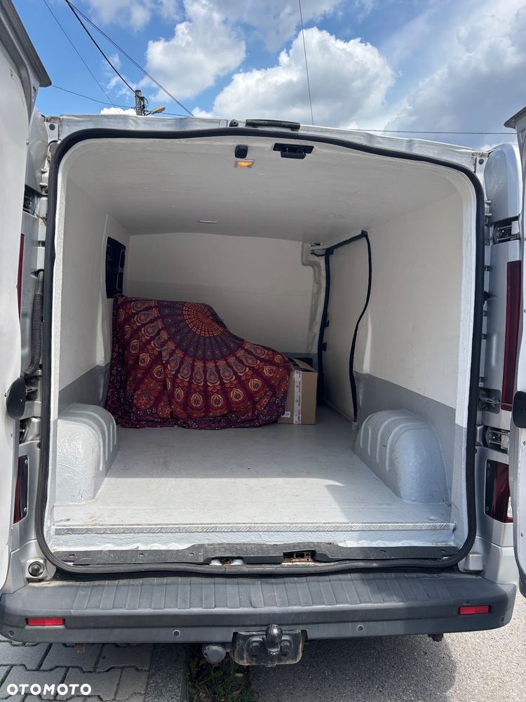 Renault Trafic - 10