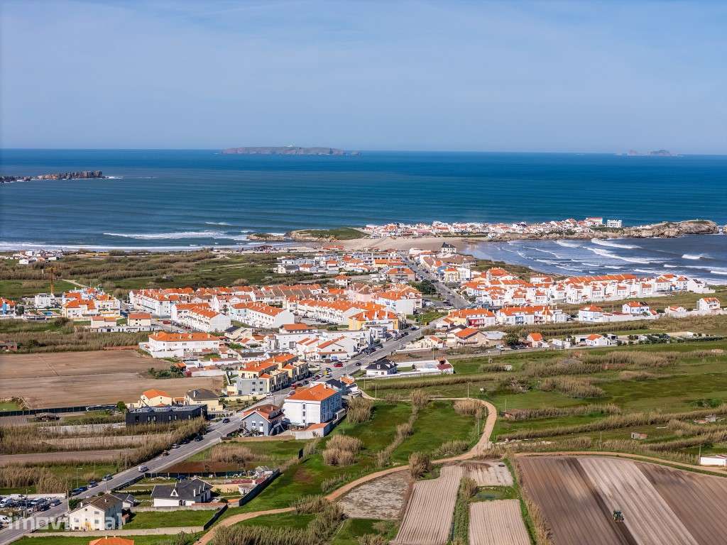 Terreno a 650m do mar com PIP para 16 lotes - Grande imagem: 3/9