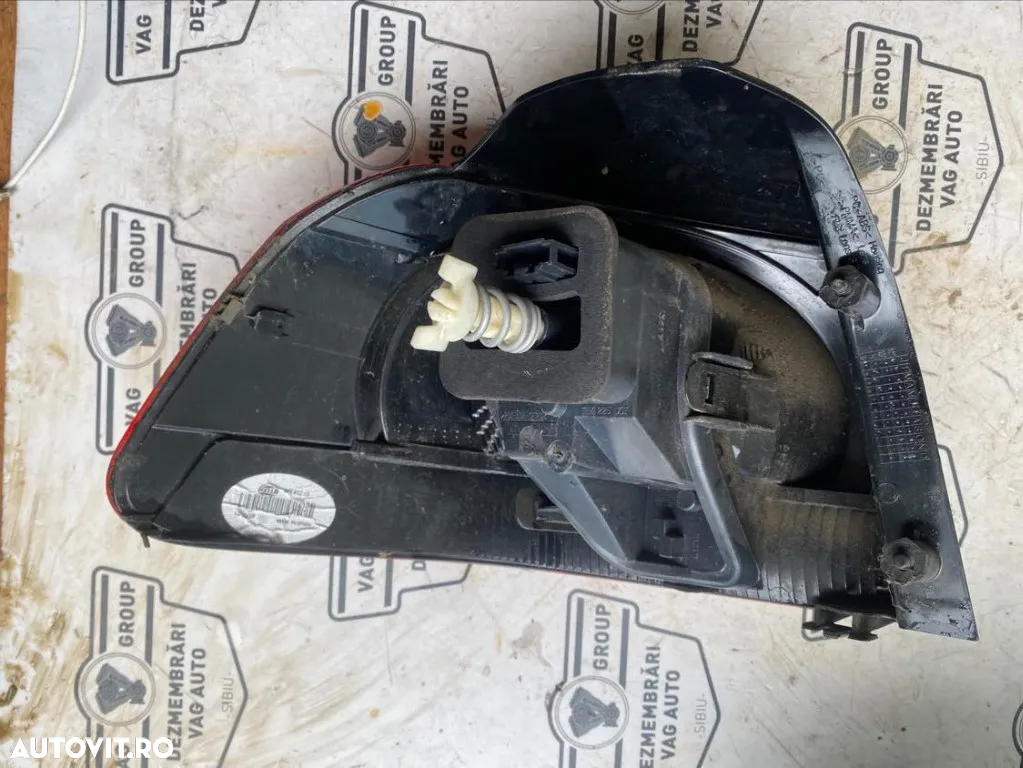 Stop dreapta caroserie VW Golf 6 hatchback cod: 5K0945112 - 2