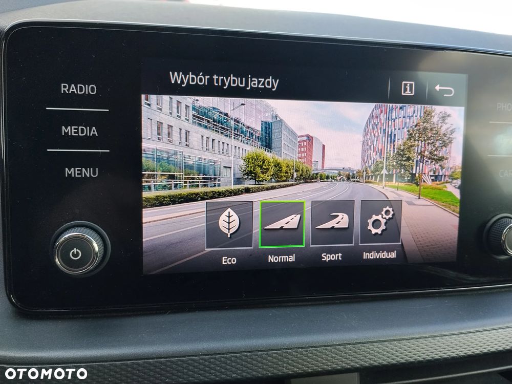 Skoda Kamiq 1.5 TSI DSG Ambition - 24