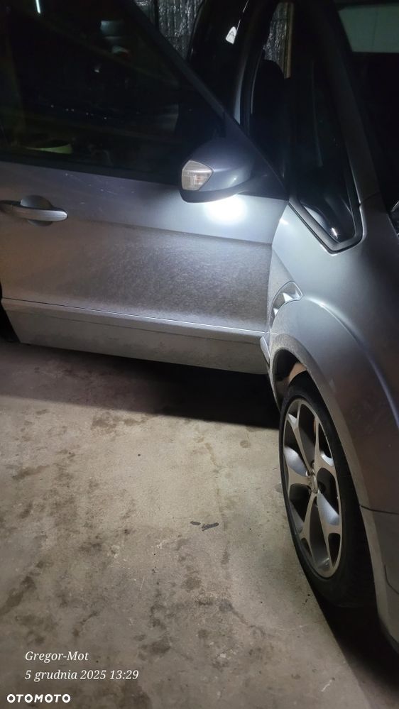 Ford S-Max - 4