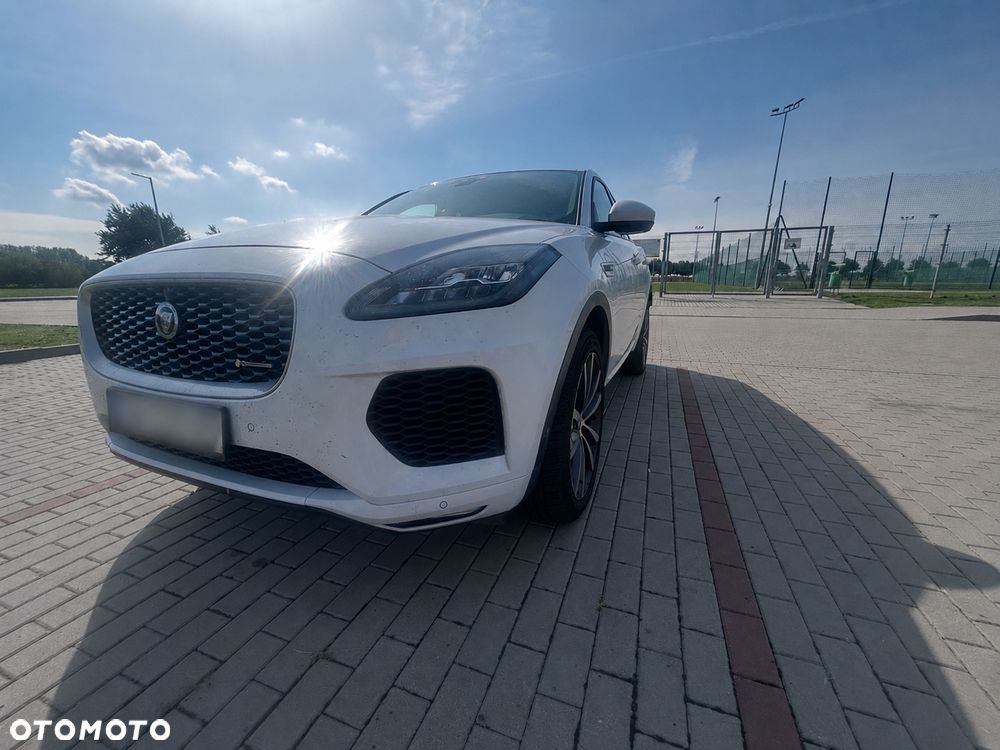 Jaguar E-Pace 2.0 i4P AWD R-Dynamic SE - 8