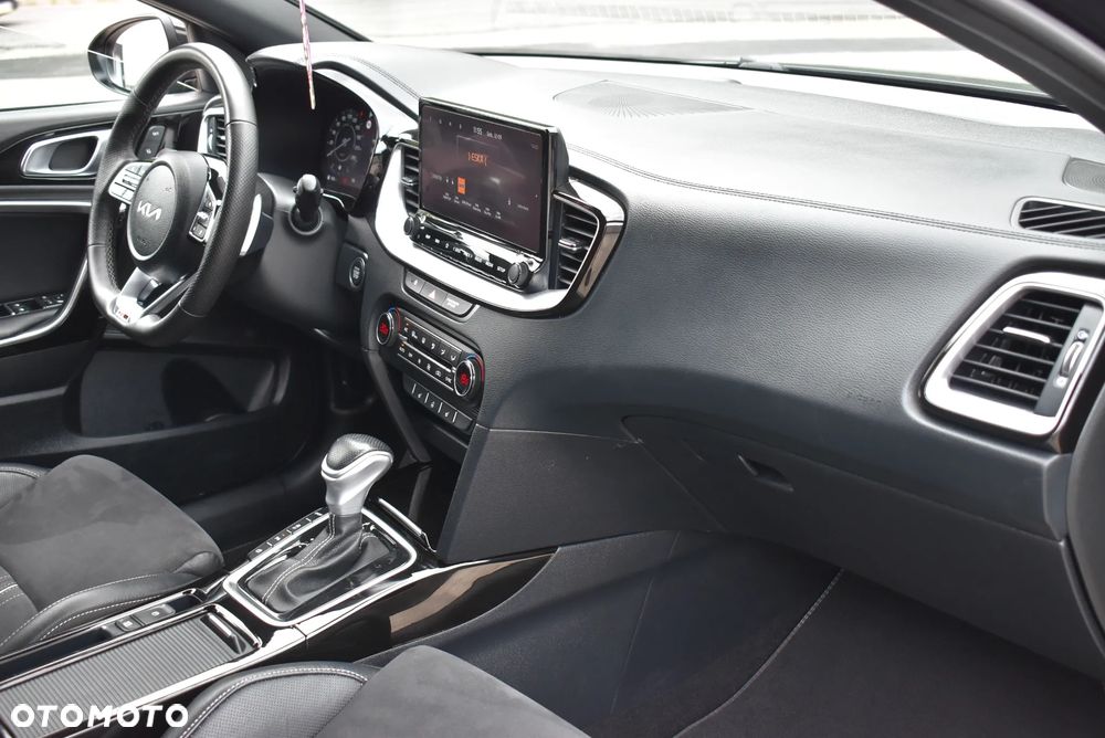 Kia ProCeed 1.5 T-GDI DCT7 OPF GT LINE - 26