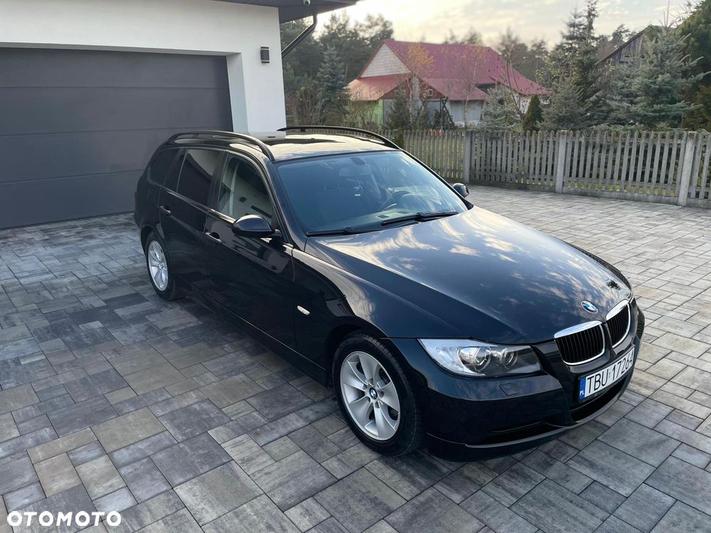 BMW Seria 3 320d DPF - 1