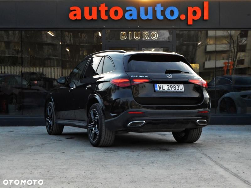 Mercedes-Benz GLC 300 e 4-Matic Avantgarde - 3