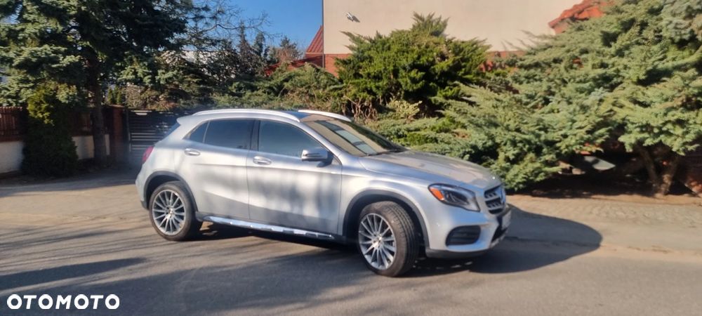 Mercedes-Benz GLA 250 4Matic 7G-DCT AMG Line - 16