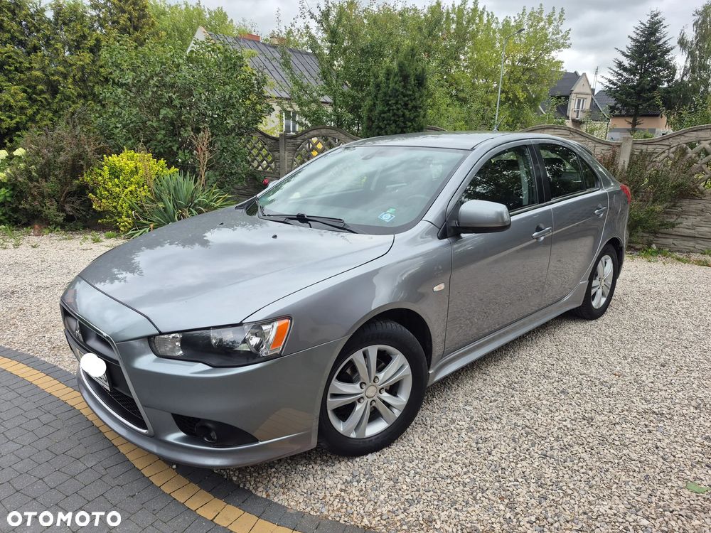 Mitsubishi Lancer 1.6 Inform - 4