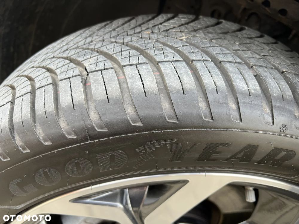 Kia Ceed SW 1.6 GDI DCT OPF Plug-in-Hybrid Platinum - 13