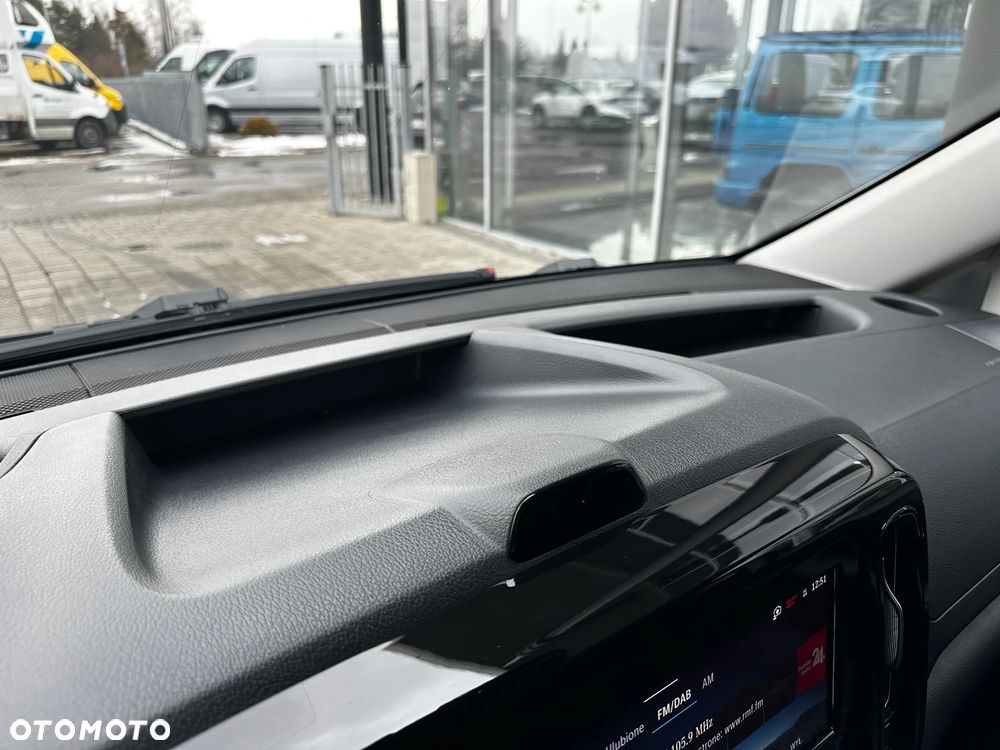 Mercedes-Benz Vito 119 CDI 4x4 Furgon Select Ekstra Long 3430 mm - 31