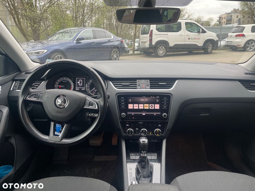 Skoda Octavia 2.0 TDI Ambition DSG - 13