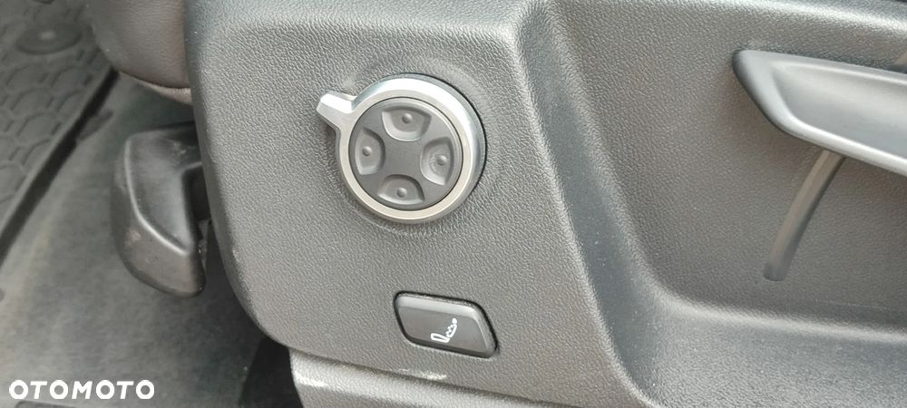 Audi Q5 40 TDI Quattro S tronic sport - 32