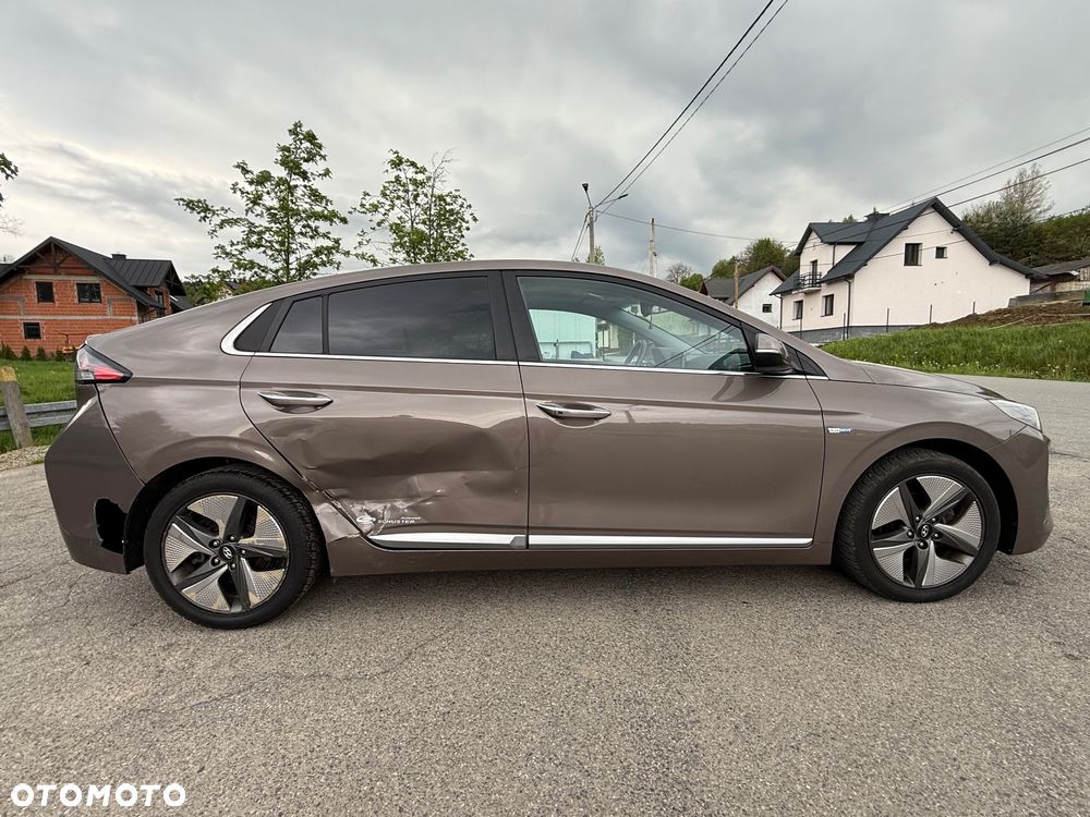Hyundai IONIQ 1.6 GDI Premium - 5