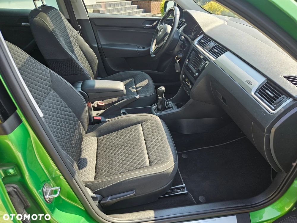 Skoda RAPID 1.2 TSI Edition - 16