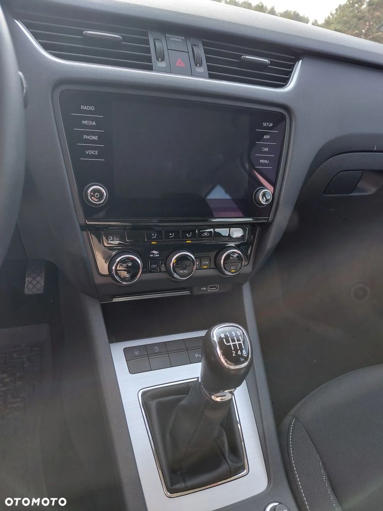 Skoda Octavia 2.0 TDI SCR Ambition - 14