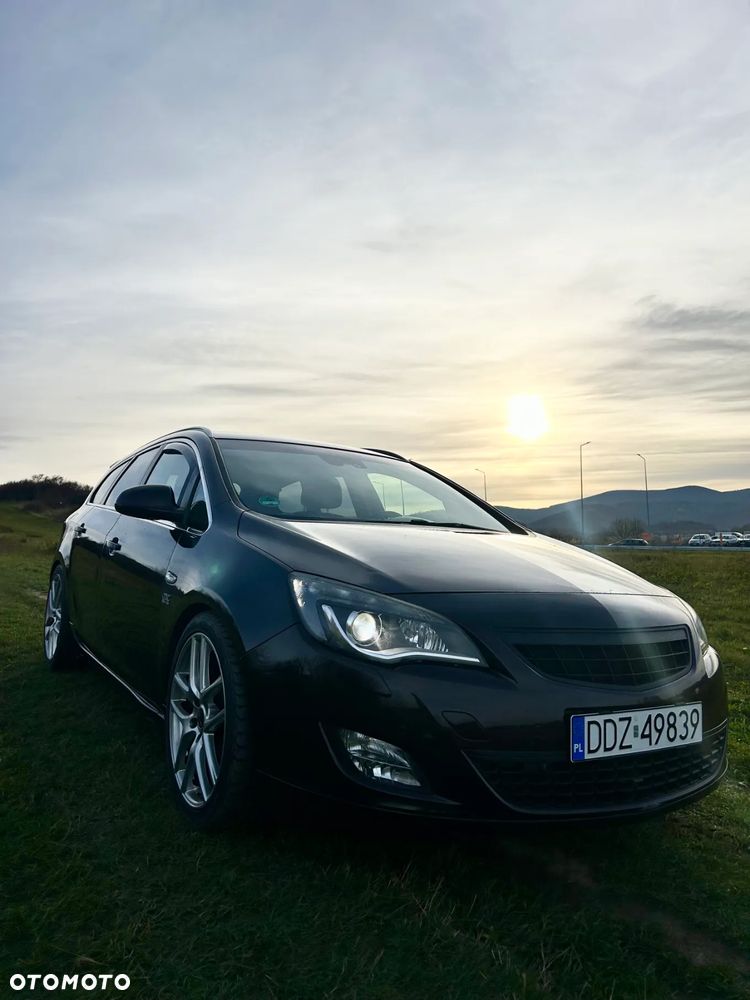 Opel Astra 2.0 CDTI DPF SportsTourer Style - 3