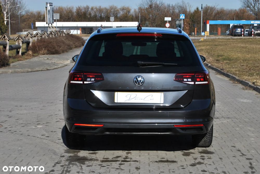 Volkswagen Passat Variant 1.5 TSI OPF DSG Comfortline - 21