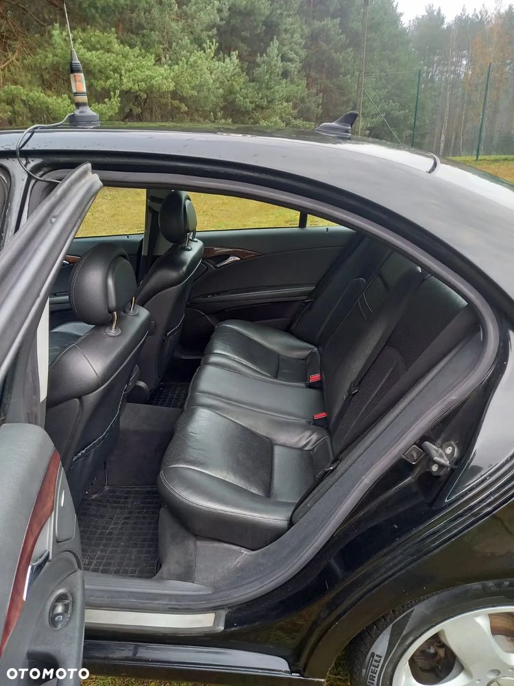 Mercedes-Benz Klasa E - 9