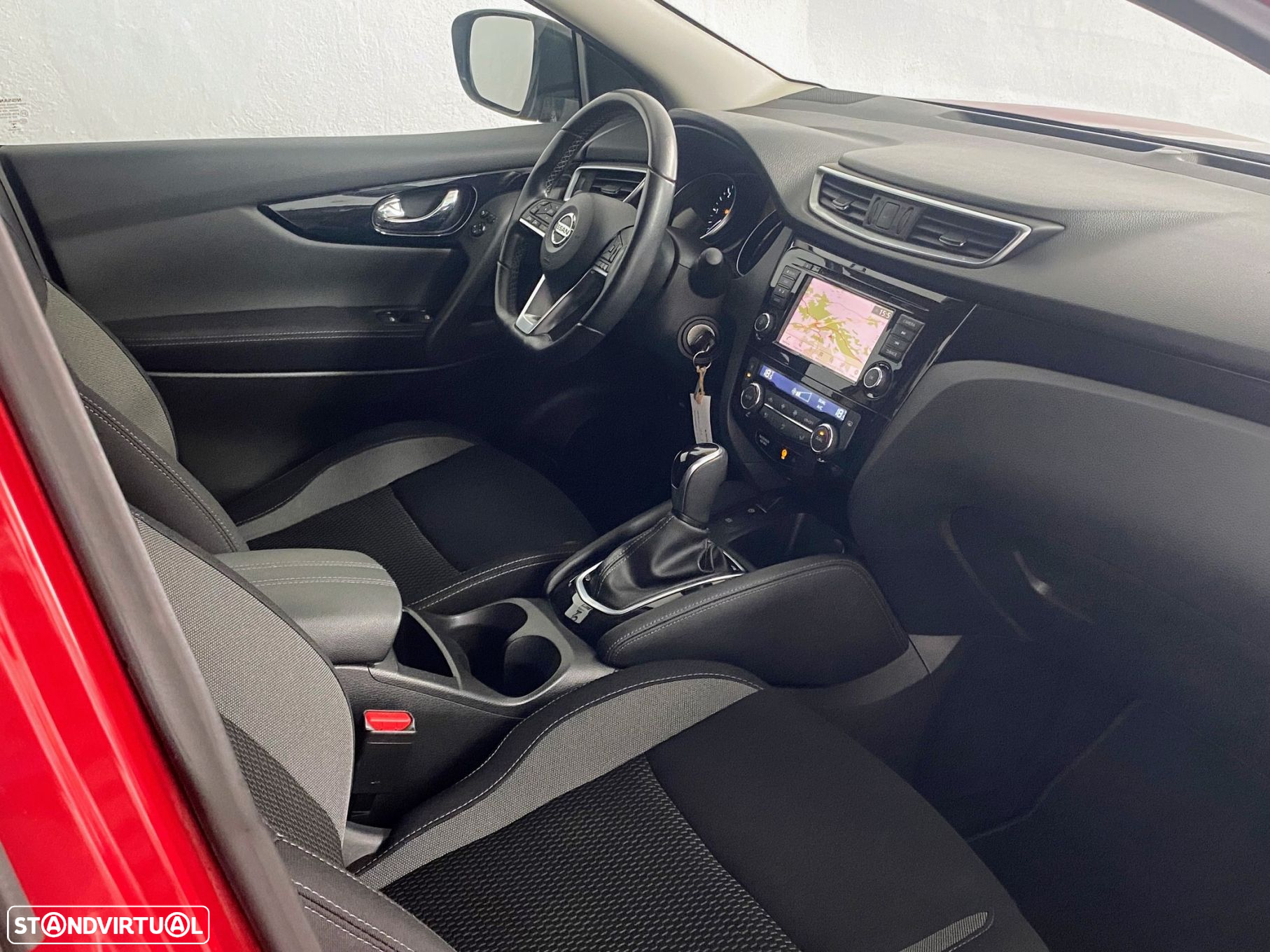 Nissan Qashqai 1.5 dCi N-Connecta DCT - 9