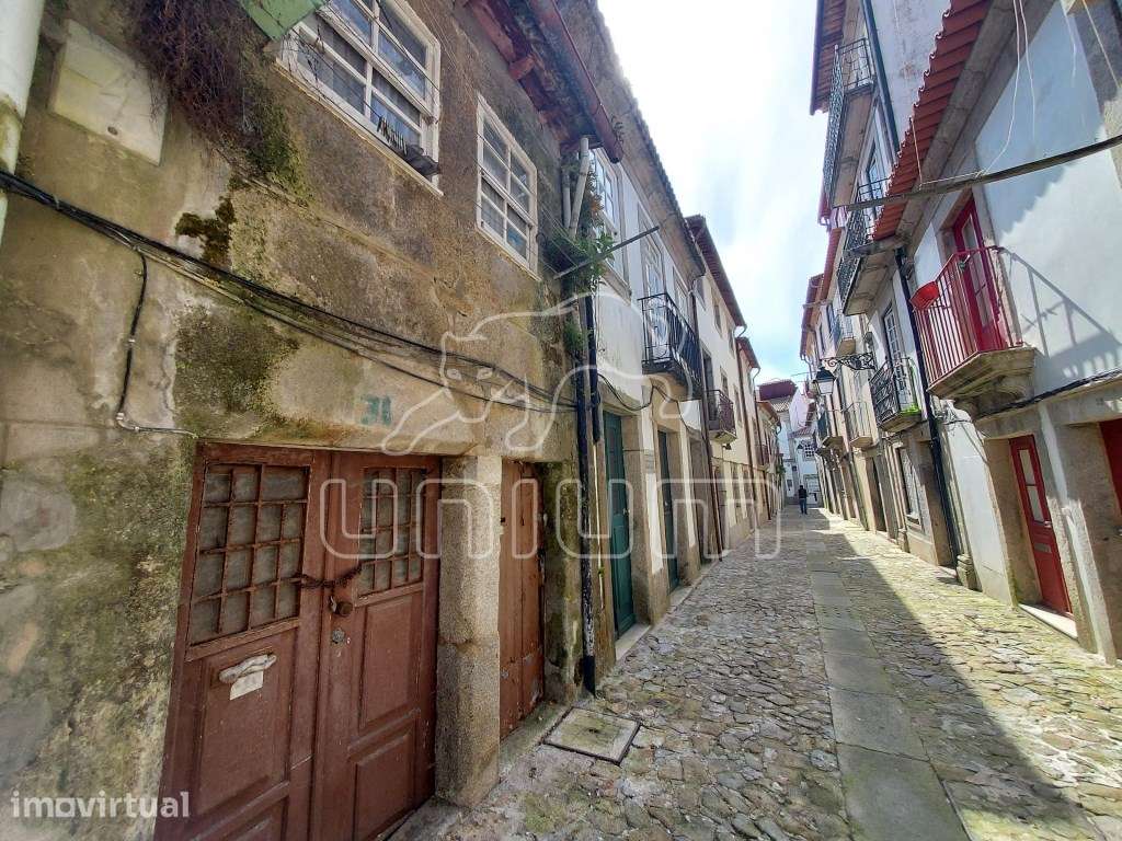 Prédio no centro de Viana do Castelo - Grande imagem: 3/14