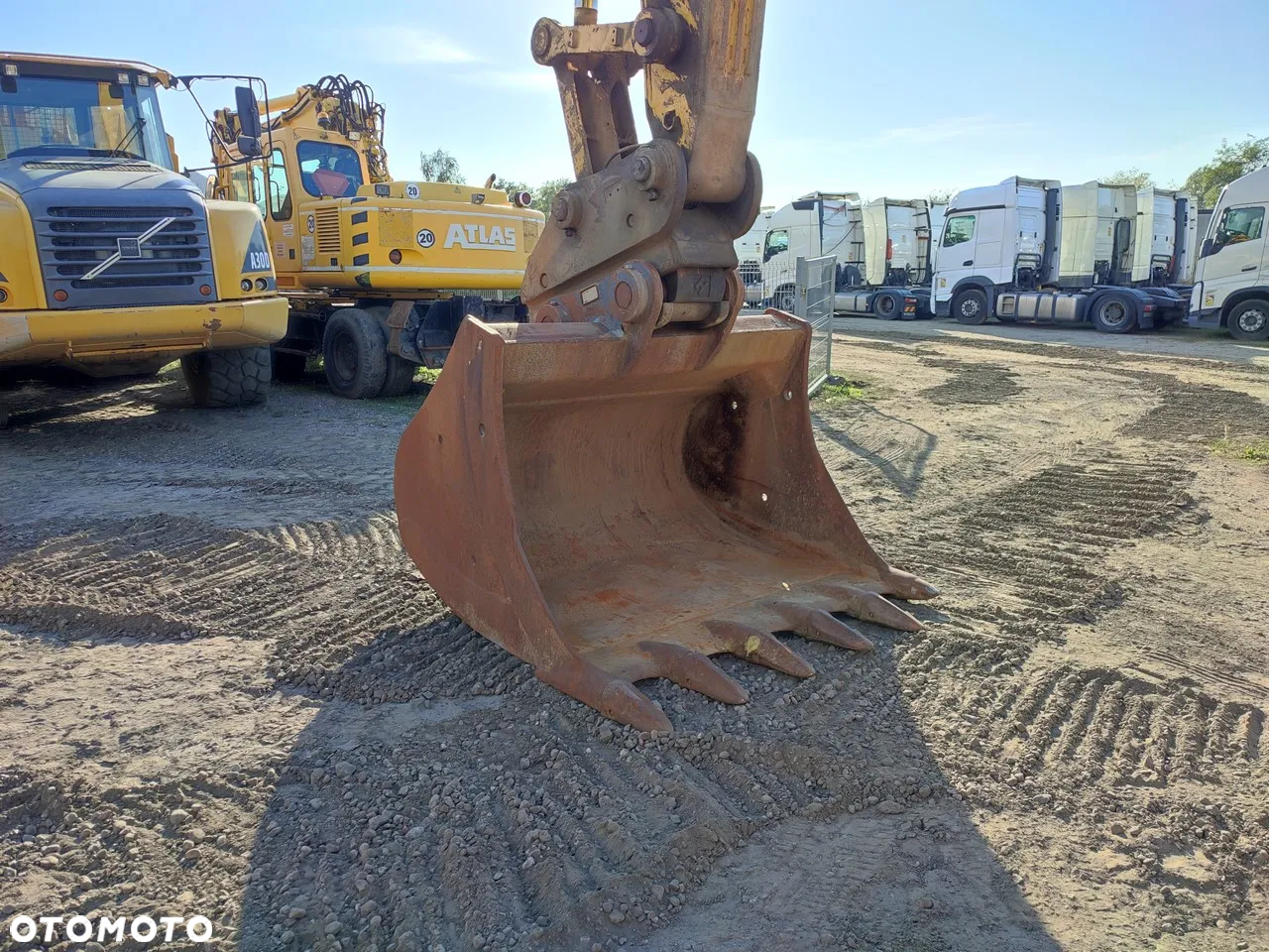 Komatsu PC 360 LC-11 - 28