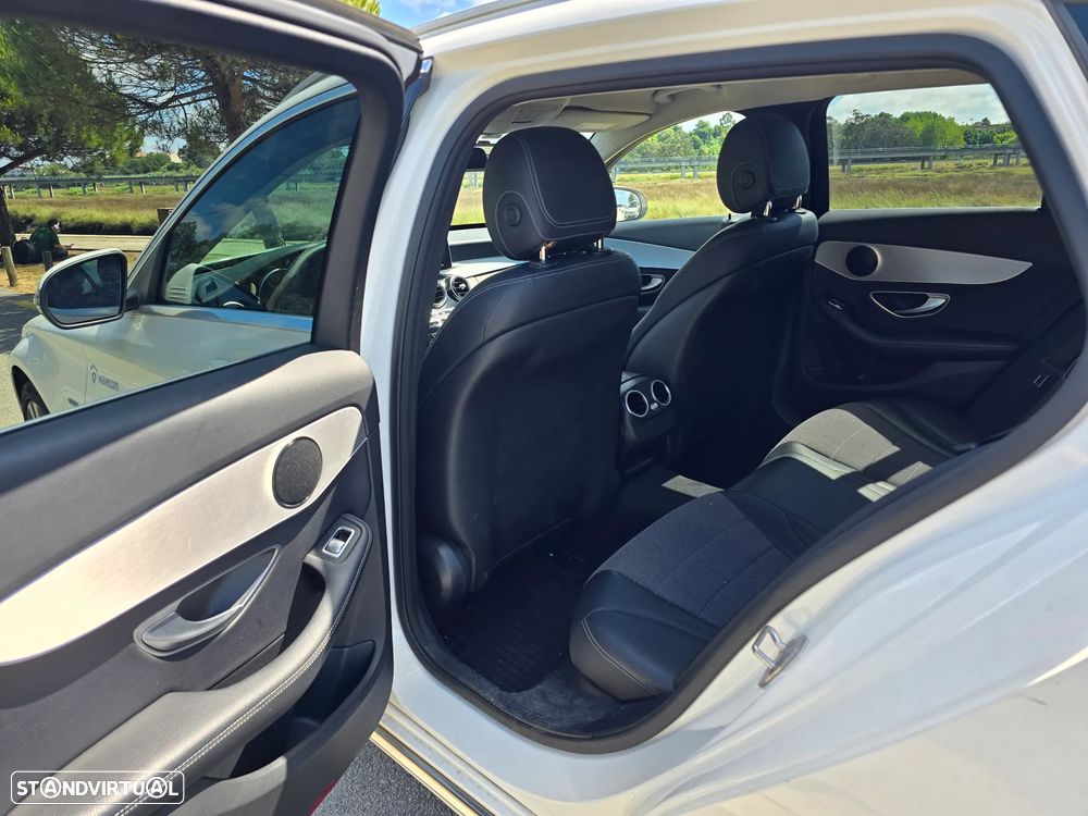 Mercedes-Benz C 350 e - 6