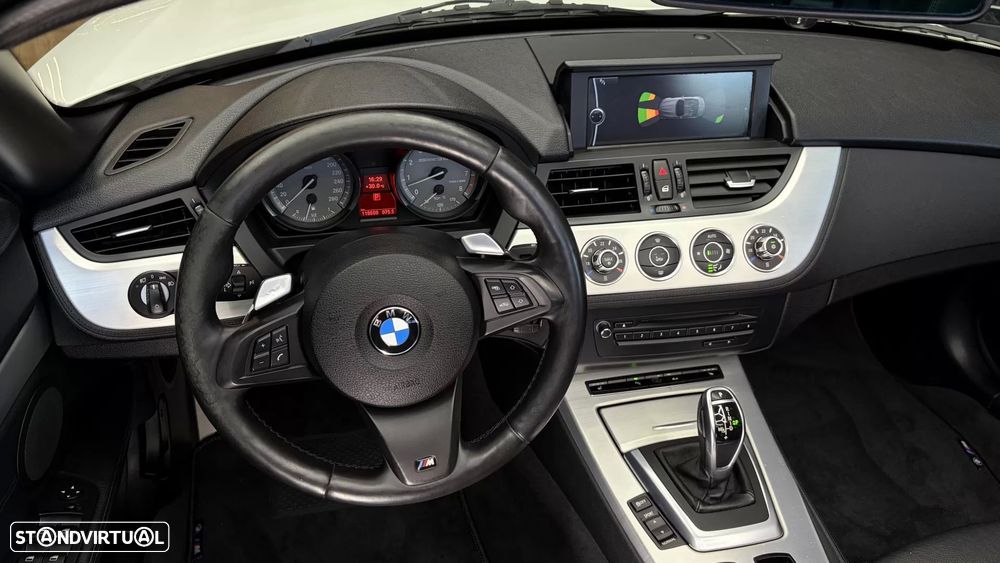BMW Z4 35 is Auto - 33
