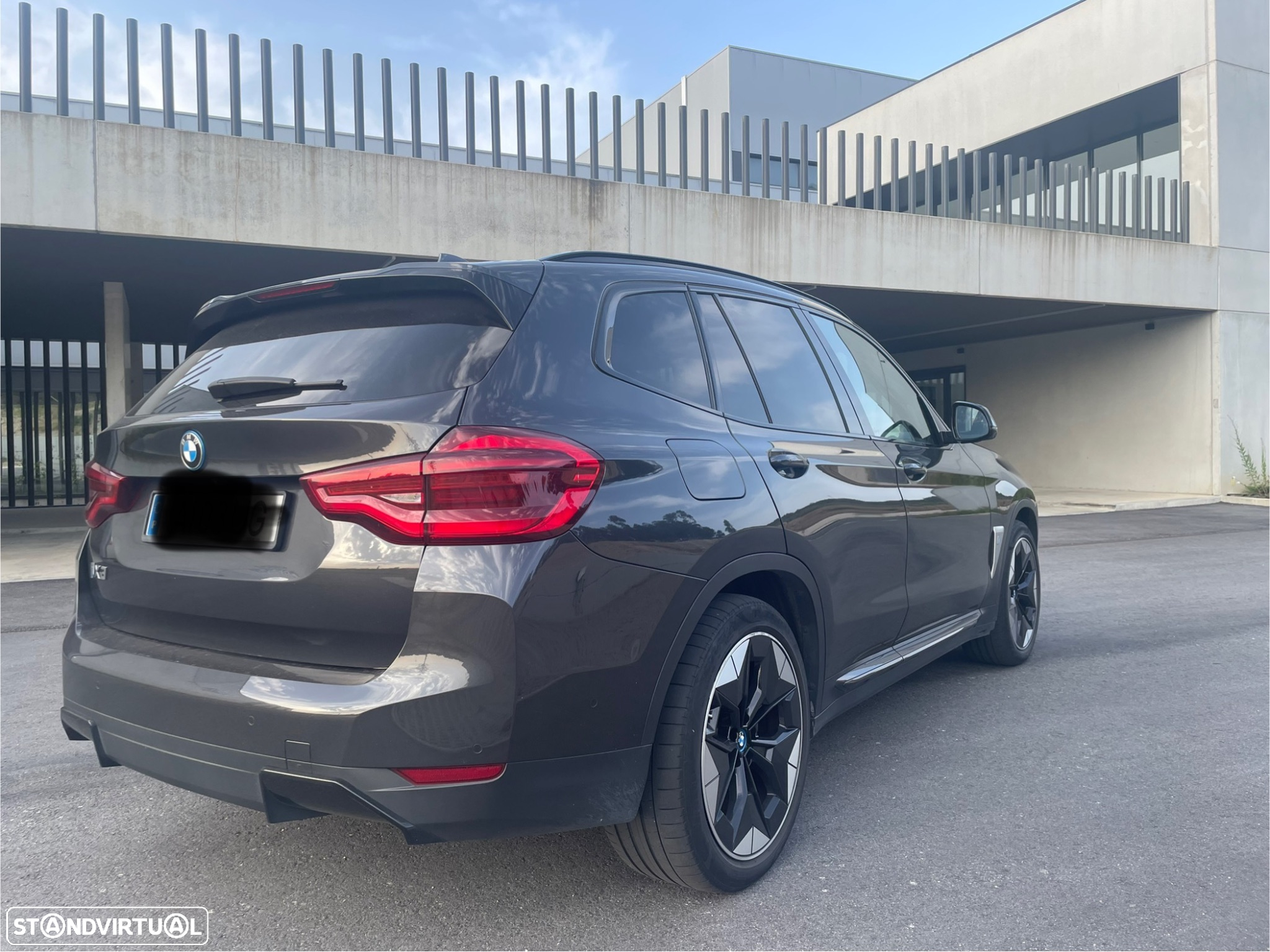 BMW iX3 Impressive - 4