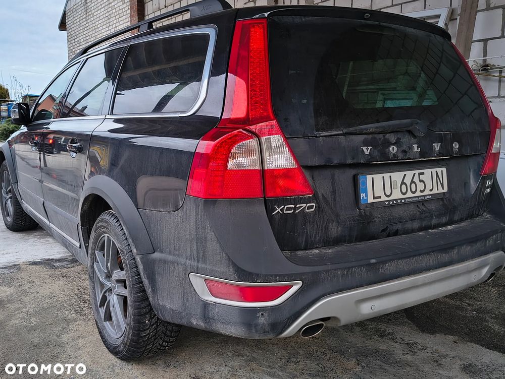 Volvo XC 70 - 1