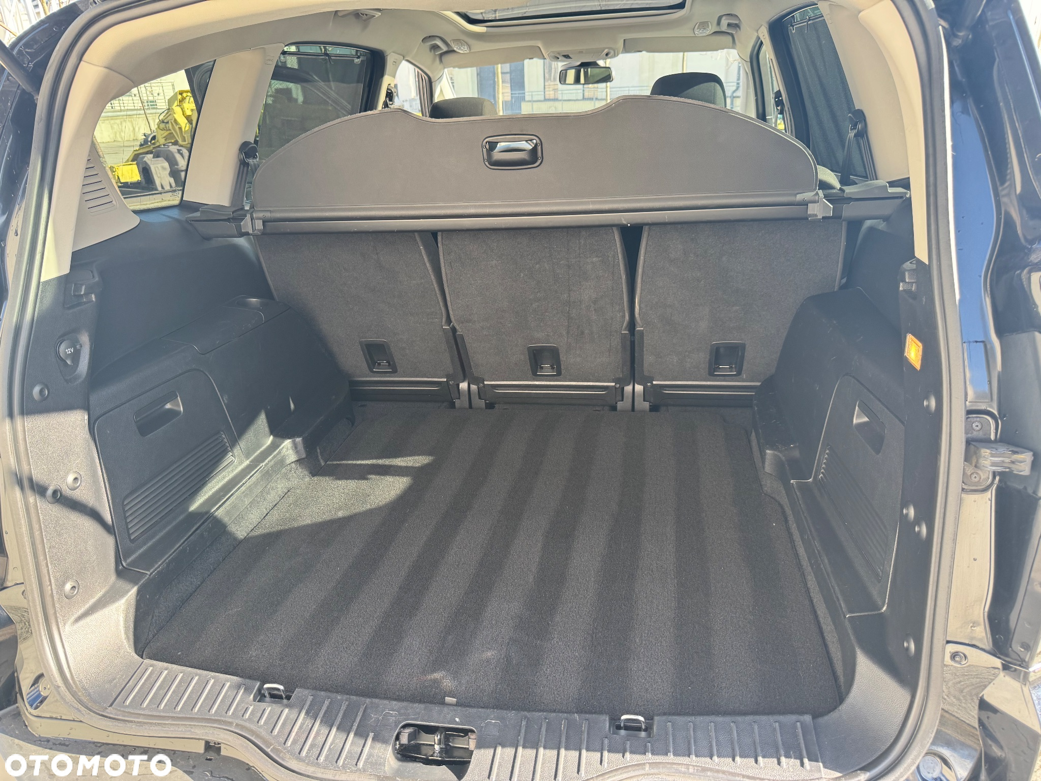 Ford S-Max 2.0 TDCi DPF Titanium X - 32