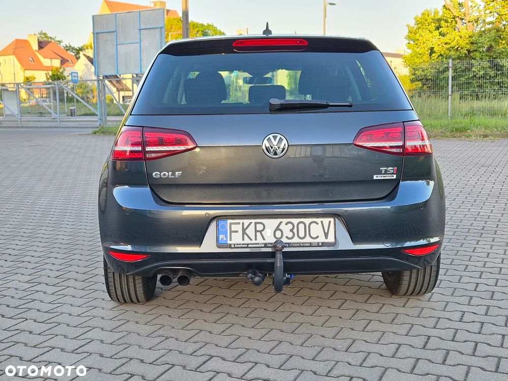 Volkswagen Golf 1.4 TSI BMT Comfortline - 32