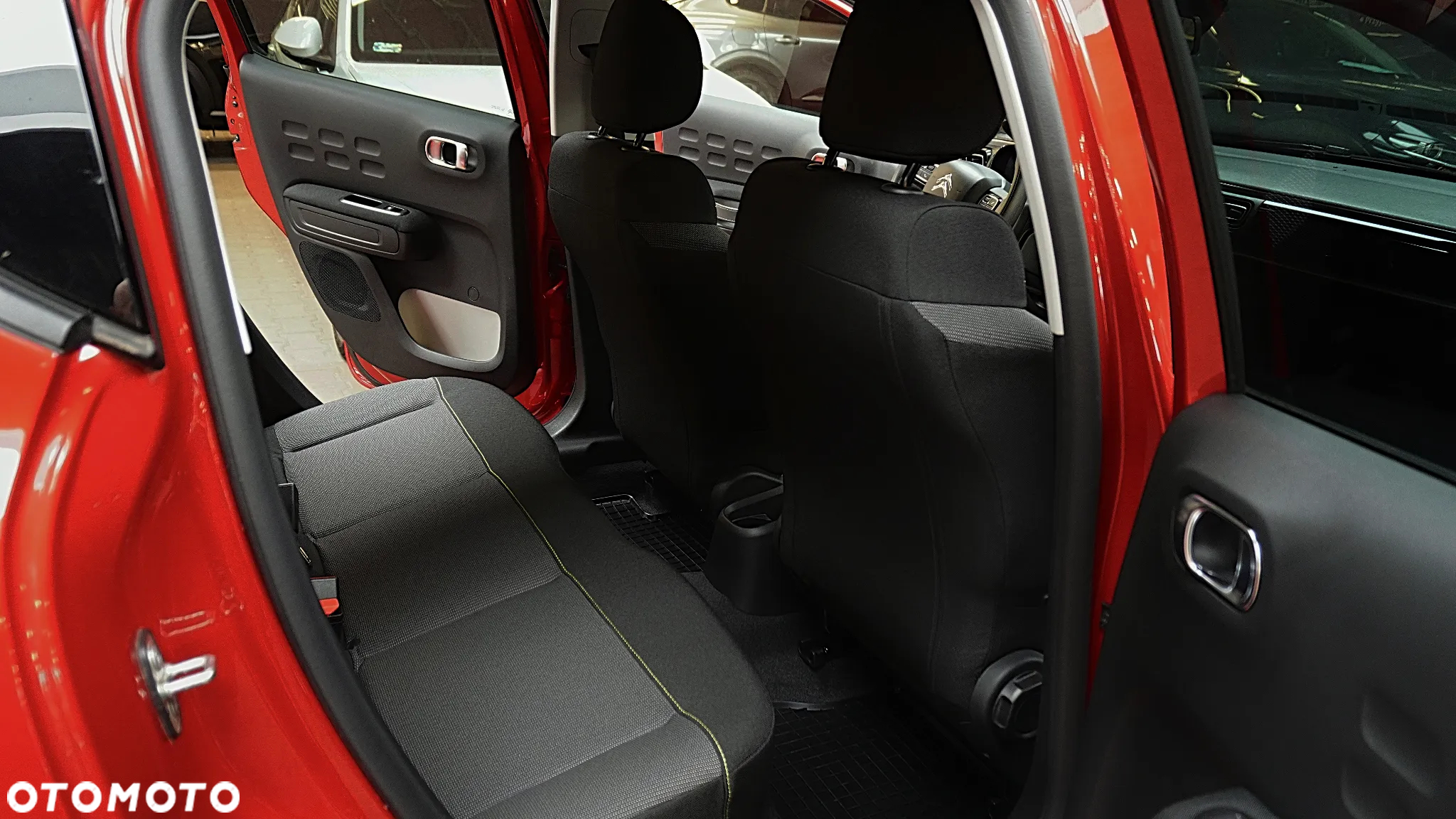 Citroën C3 1.2 PureTech Shine - 18