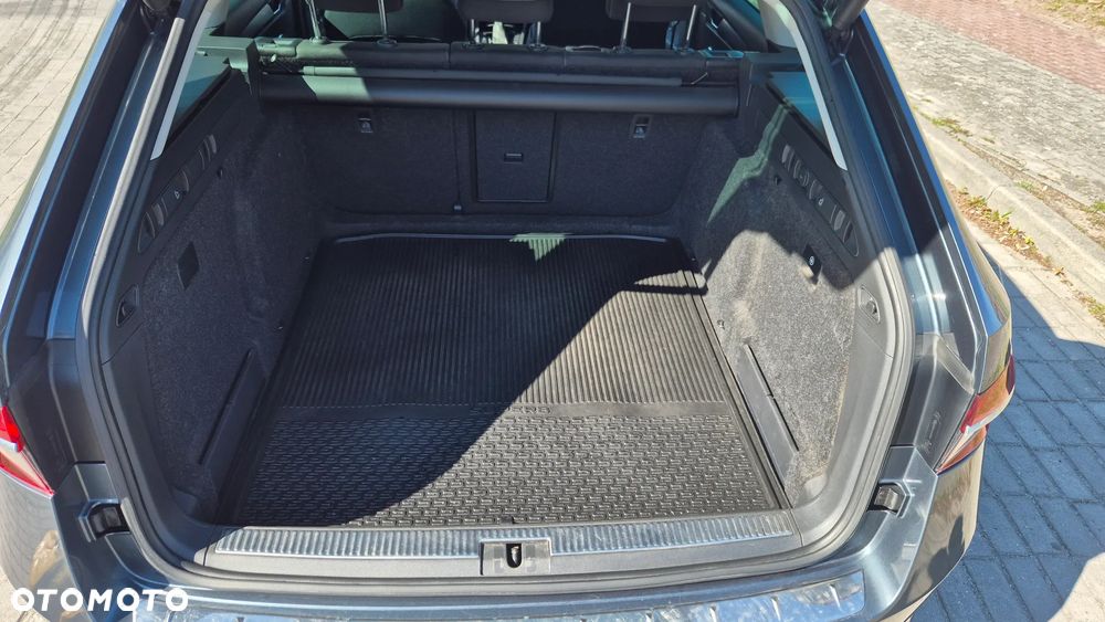 Skoda Superb 2.0 TSI Style DSG - 18