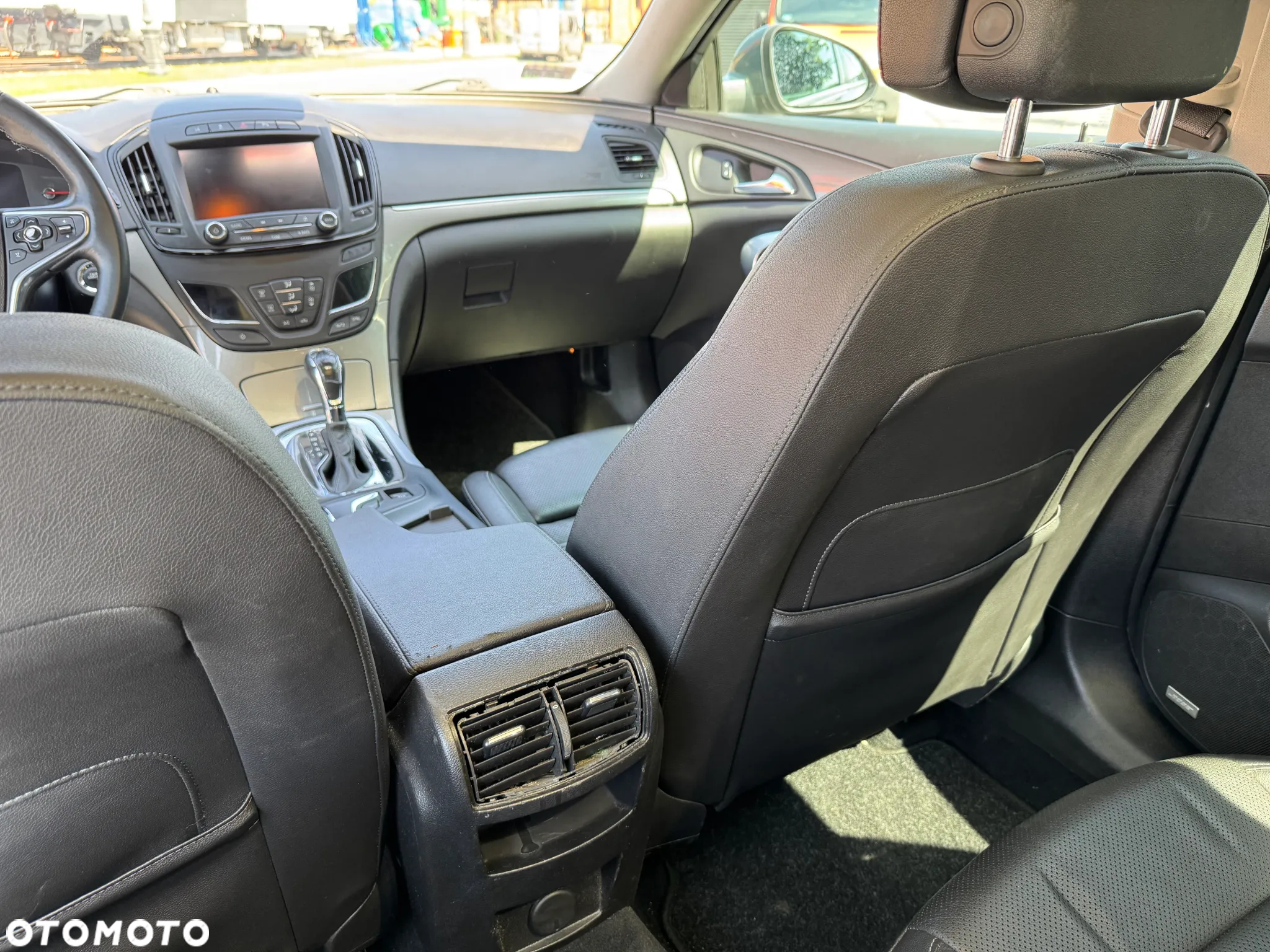 Opel Insignia 2.0 CDTI Executive - 27