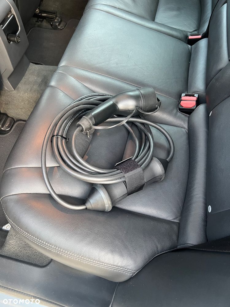 Volvo V60 D6 AWD Plug-in Hybrid Summum - 30