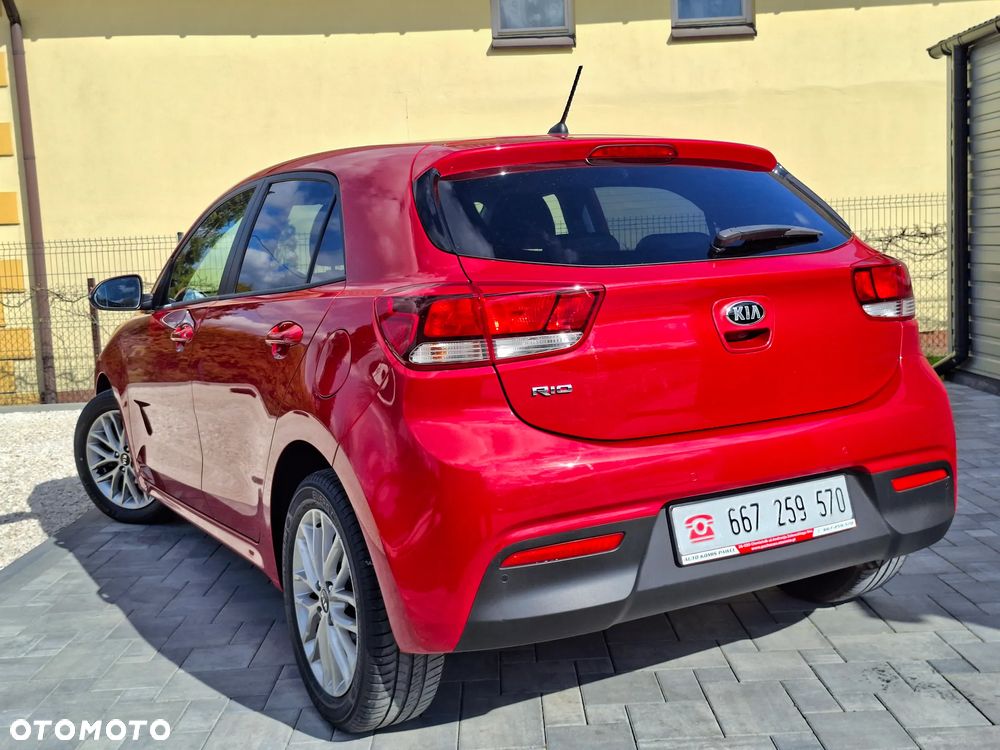 Kia Rio 1.2 Dream Team Edition - 3