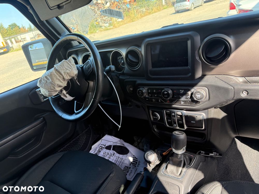Jeep Wrangler 3.6 Unlim Black Edition II - 13