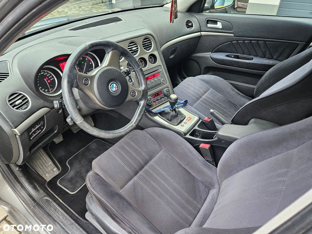 Alfa Romeo 159 1.9 JTDM 8V DPF Distinctive - 12