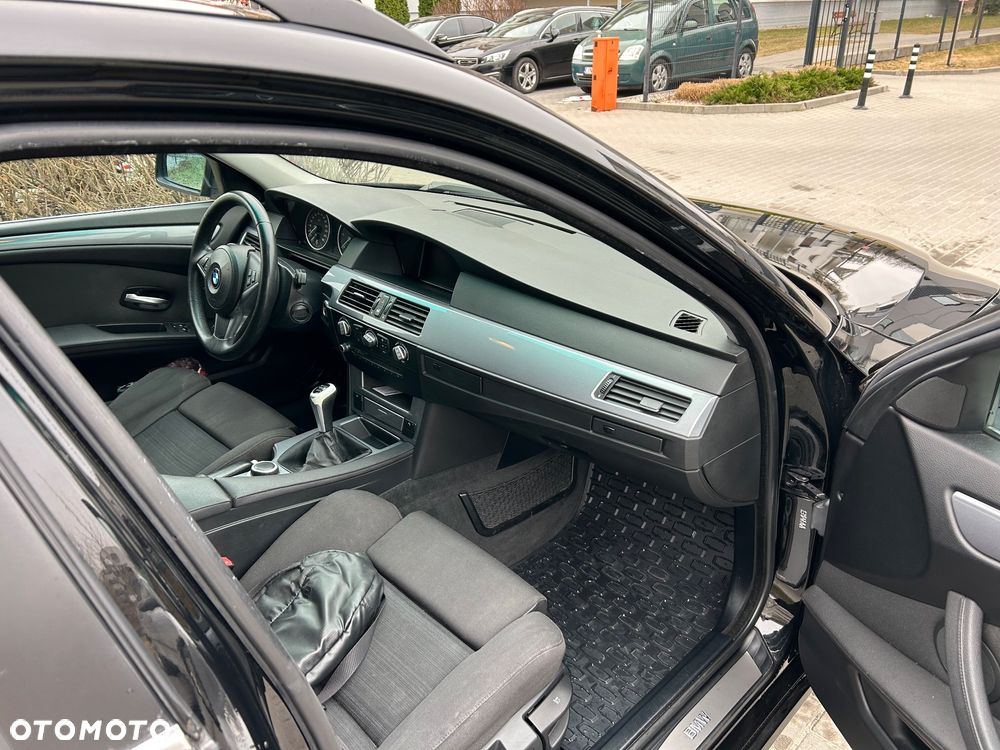 BMW Seria 5 520d - 7