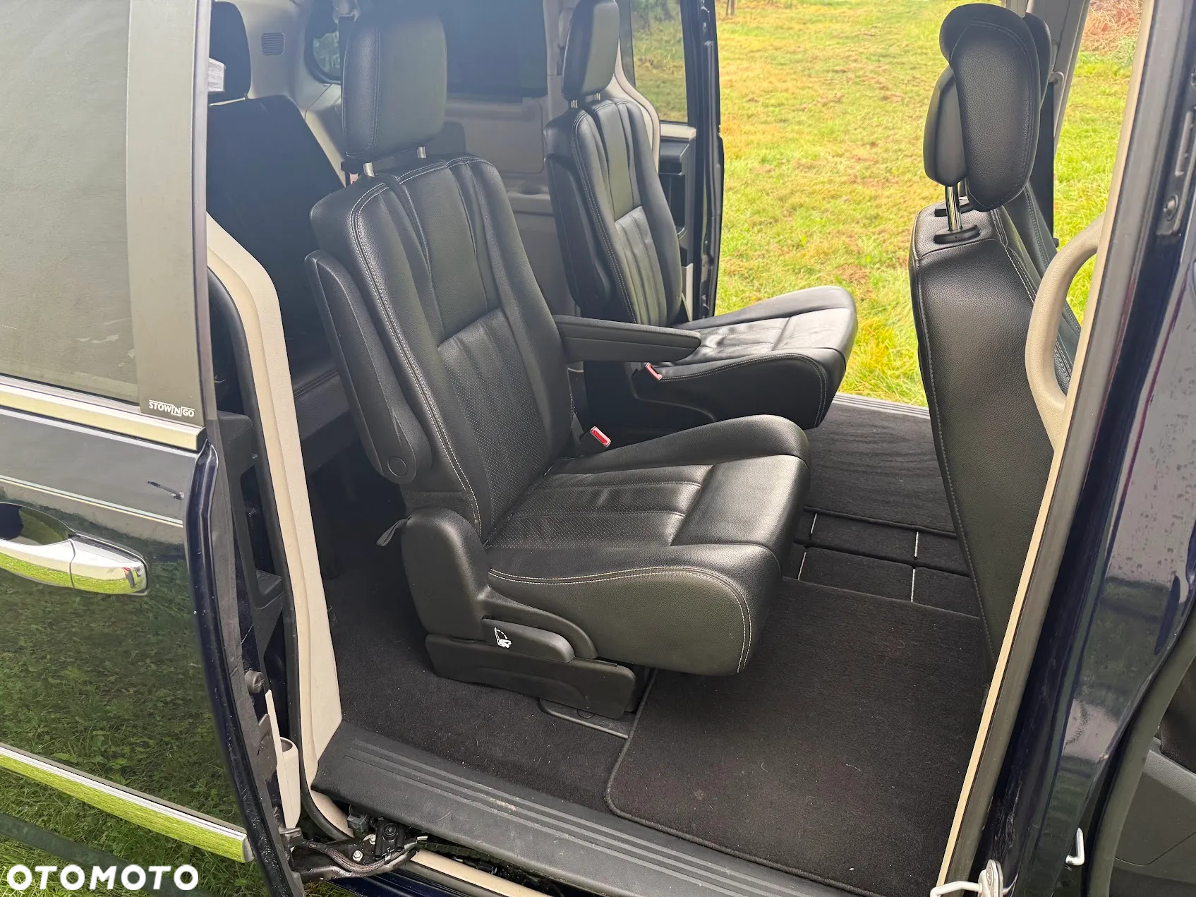 Chrysler Town & Country 3.6 Touring - 19