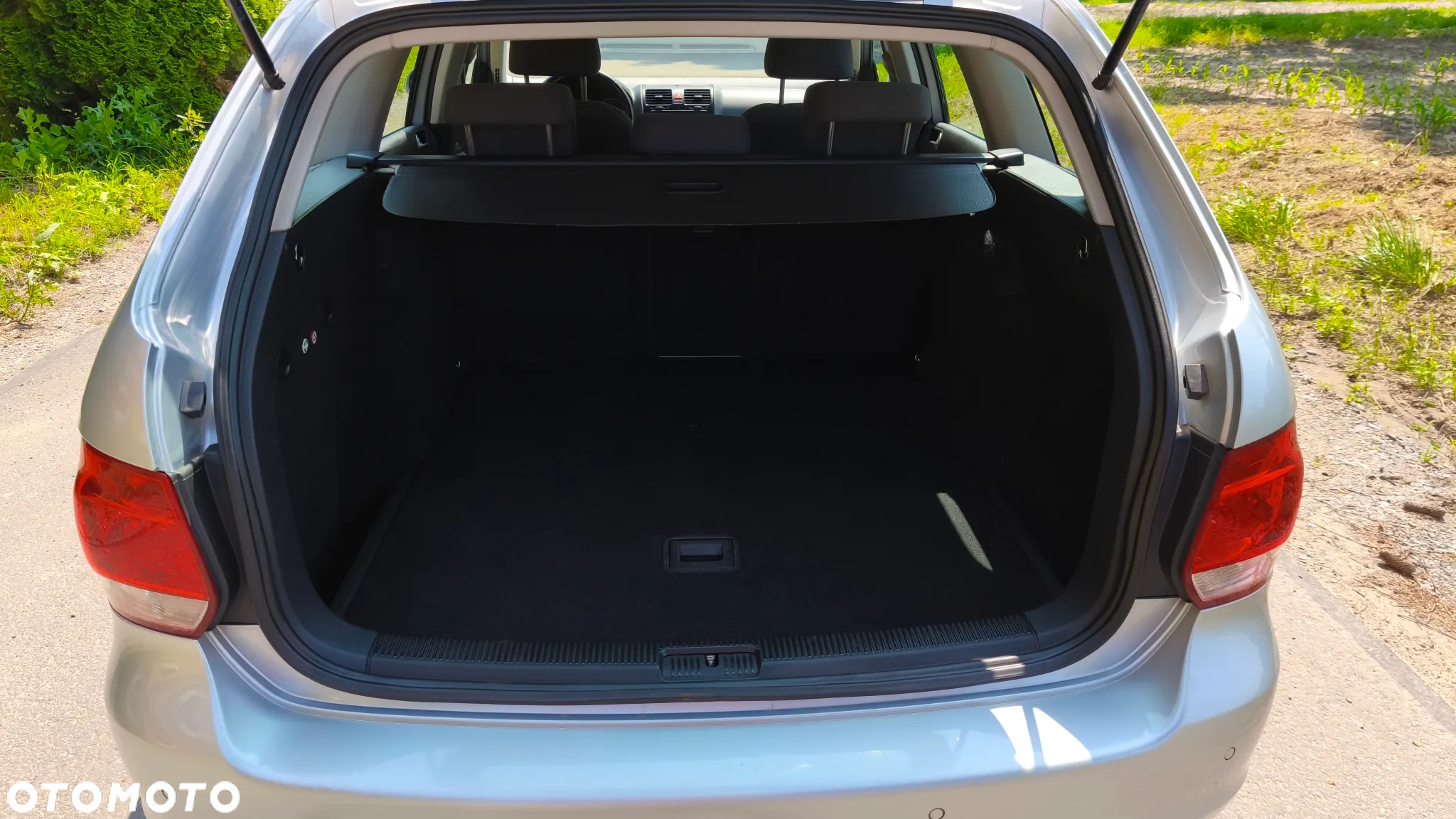 Volkswagen Golf 1.6 Comfortline - 14