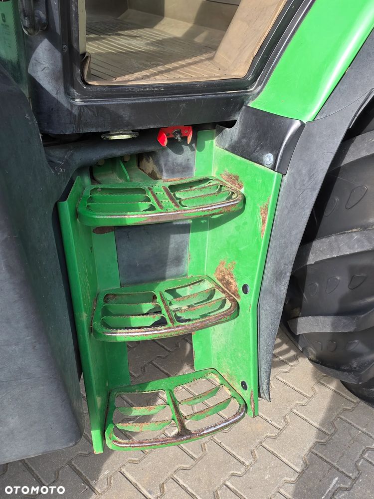 John Deere 6115R 2013R - 15