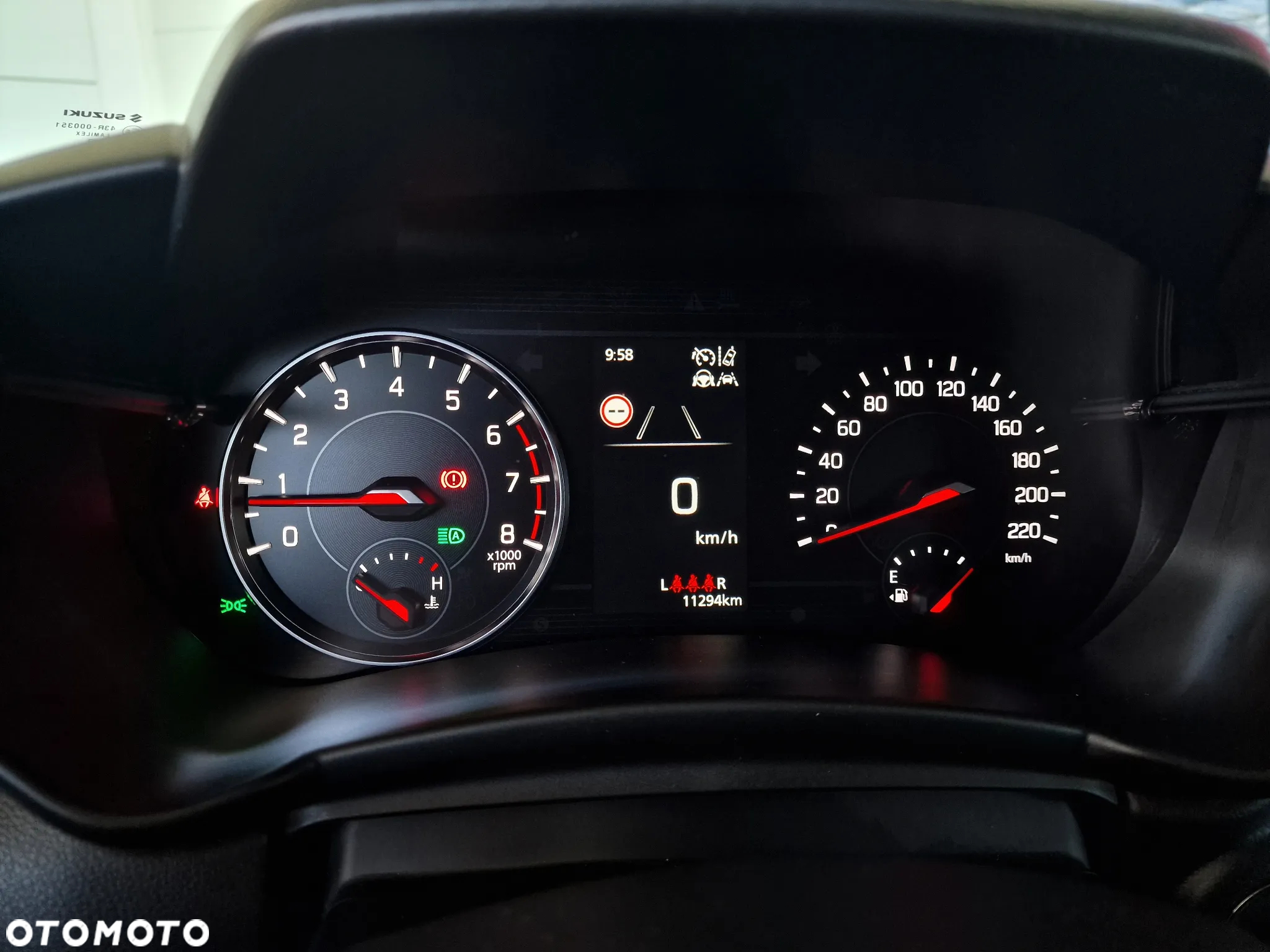 Suzuki Swift 1.2 Dualjet SHVS Premium Plus - 10