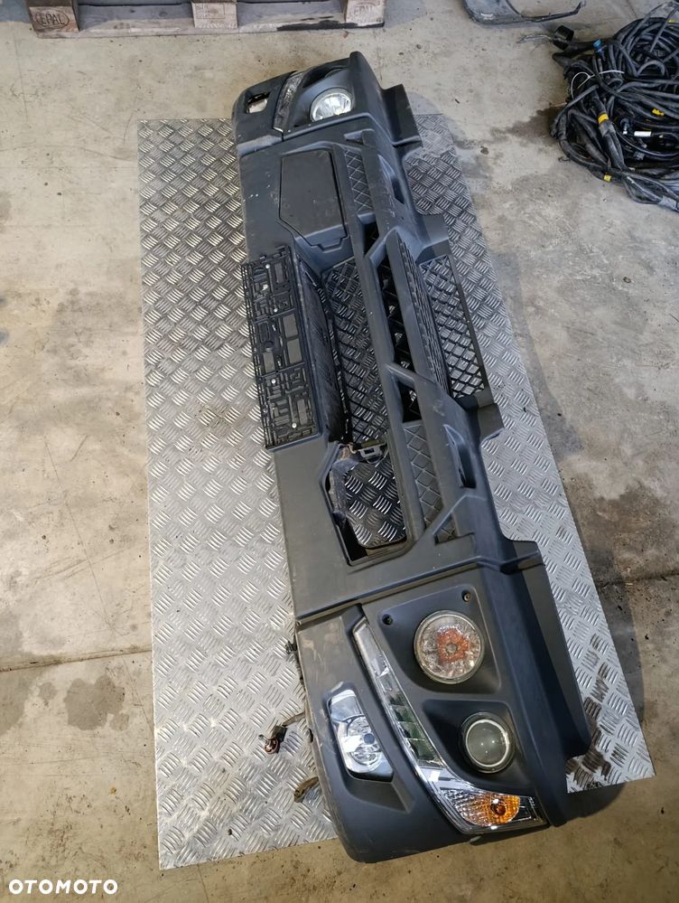 ZDERZAK PRZÓD PRZEDNI RENUALT GAMA D WIDE EURO 6 - 2