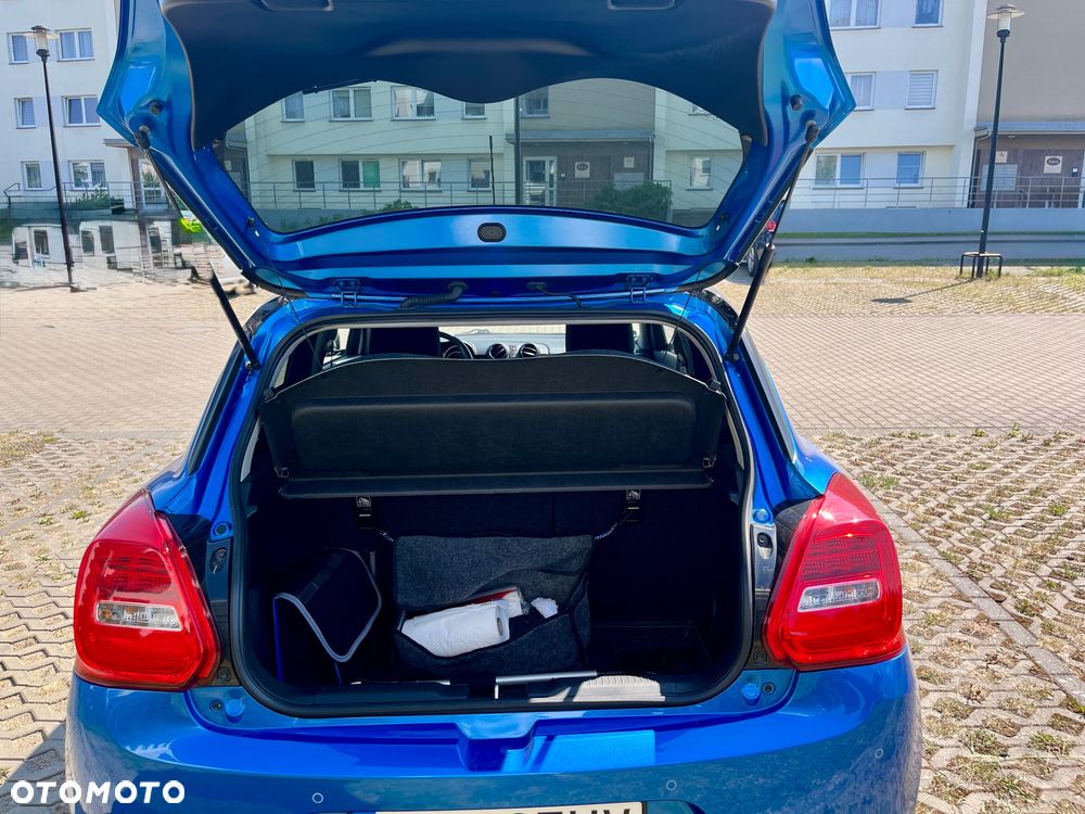 Suzuki Swift 1.2 Dualjet SHVS Premium CVT - 4