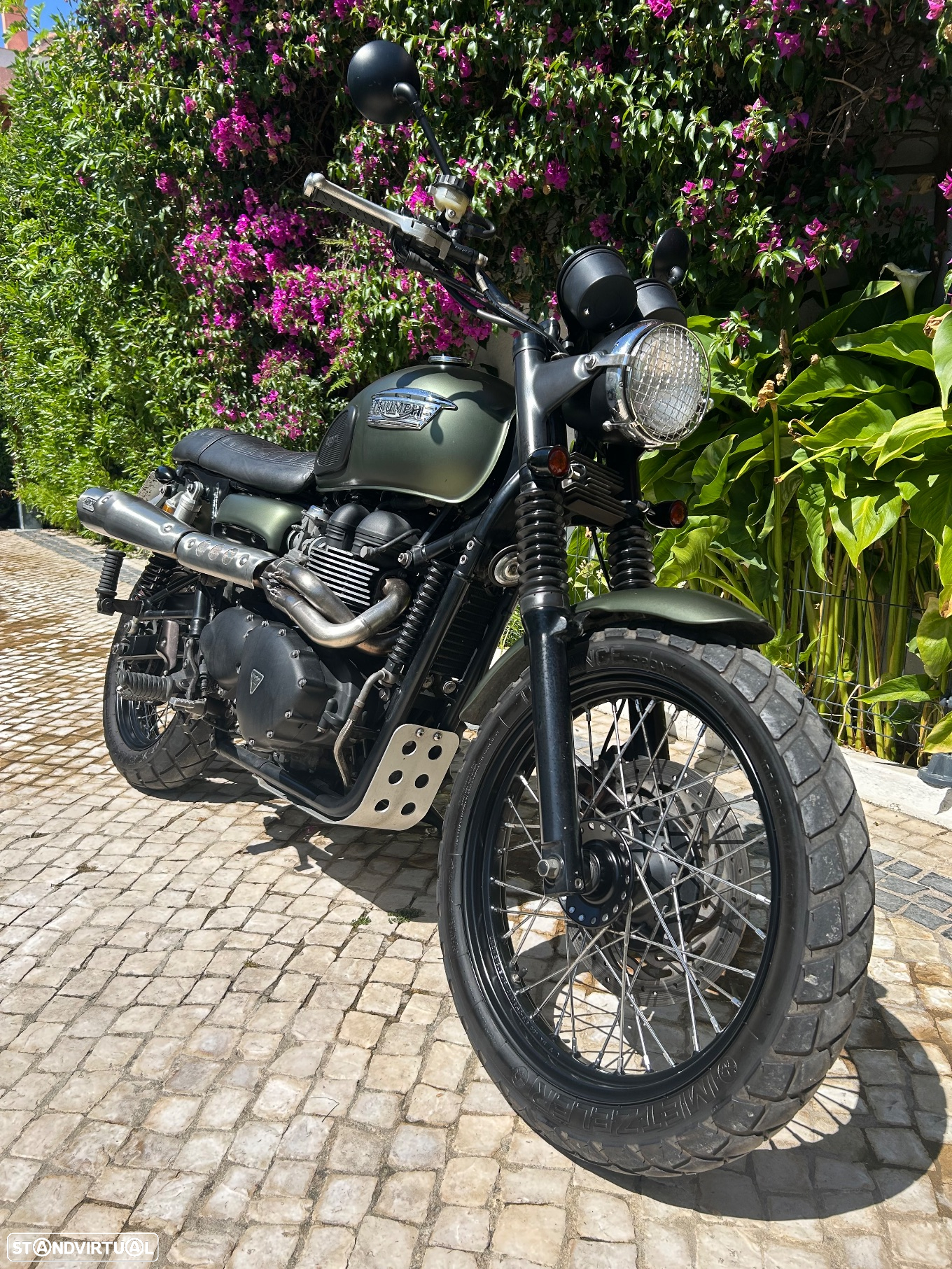 Triumph Scrambler - 2