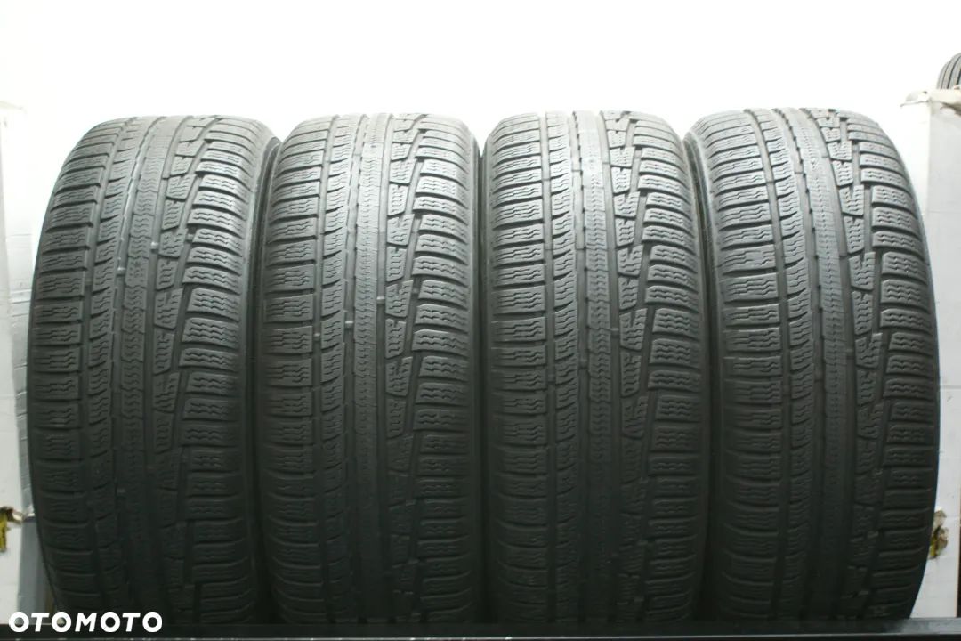 zimowe 235/55R17 NOKIAN WR A3 . - 1